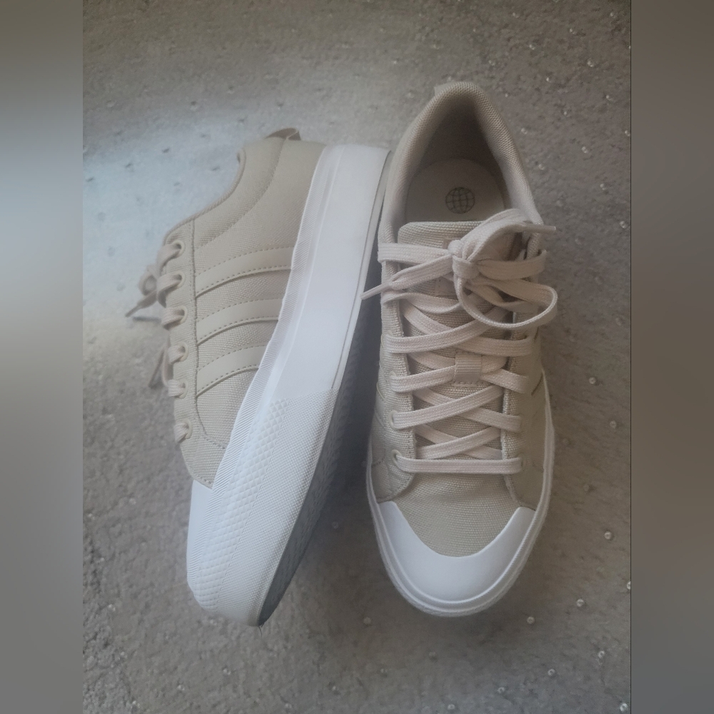 Adidas Bravada